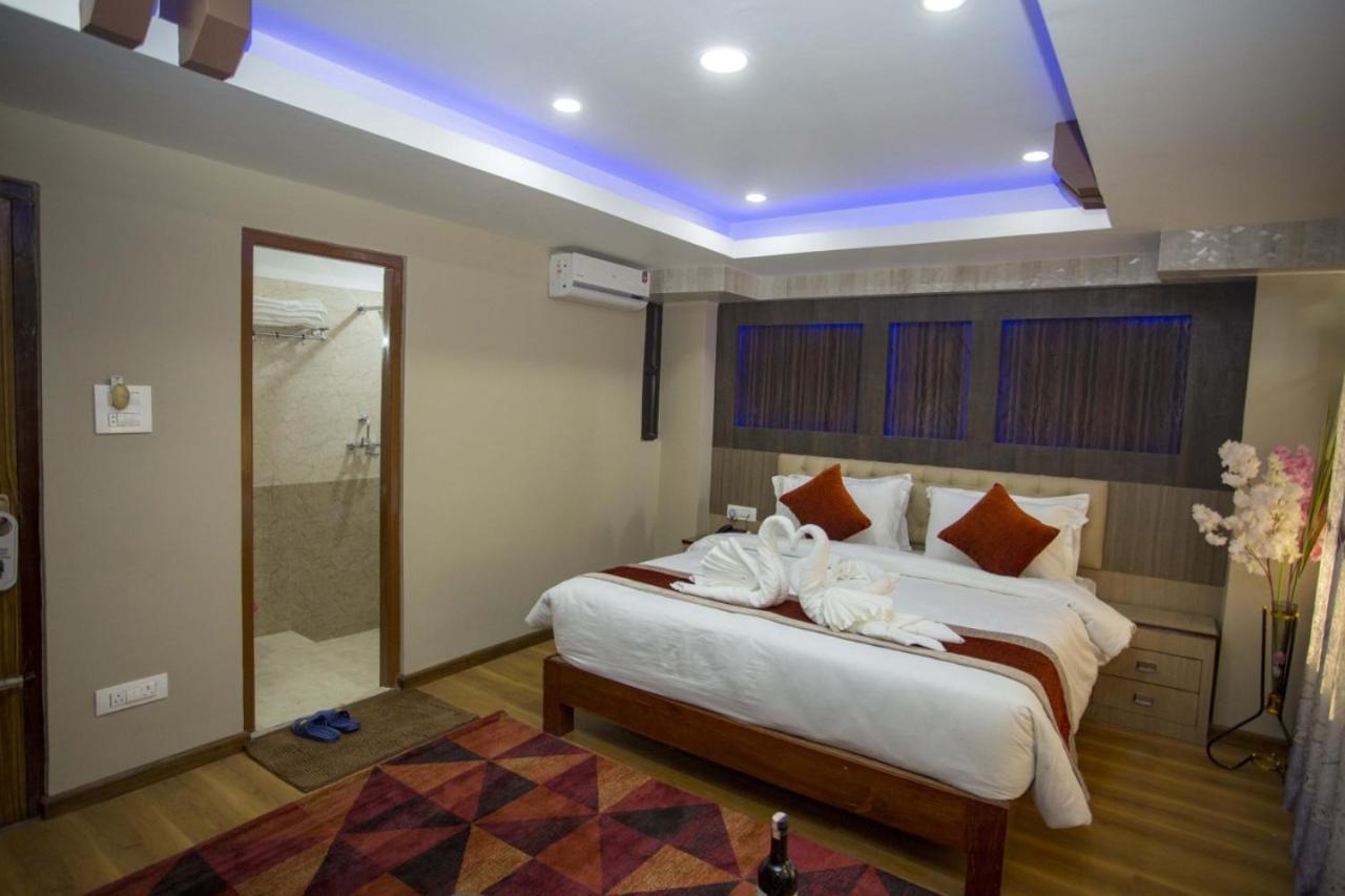 Hotel Marinha Katmandu Zewnętrze zdjęcie