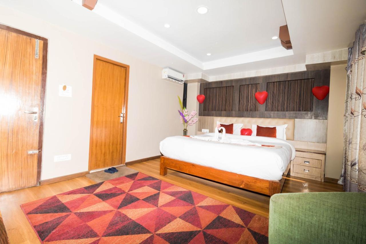 Hotel Marinha Katmandu Zewnętrze zdjęcie